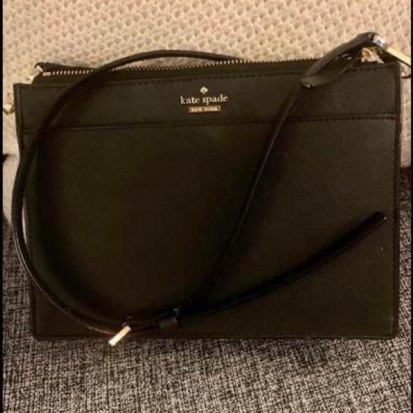 Kate spade cross body - Picture 1 of 5